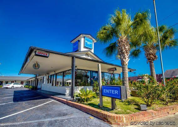 Econo Lodge Georgetown Bagian luar foto