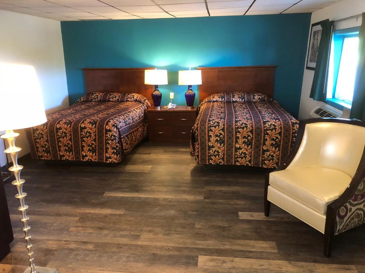 Econo Lodge Georgetown Bagian luar foto